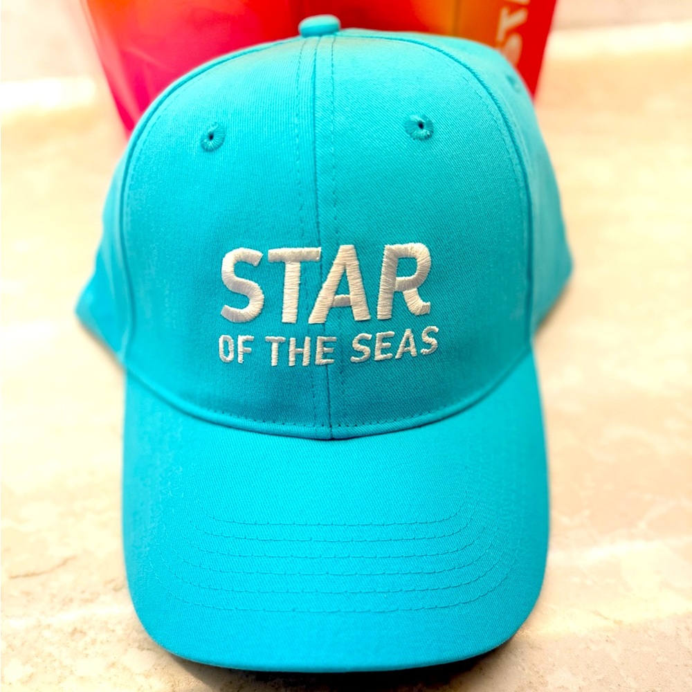 Turquoise 'Star of the Seas' Cap and Water Bottle